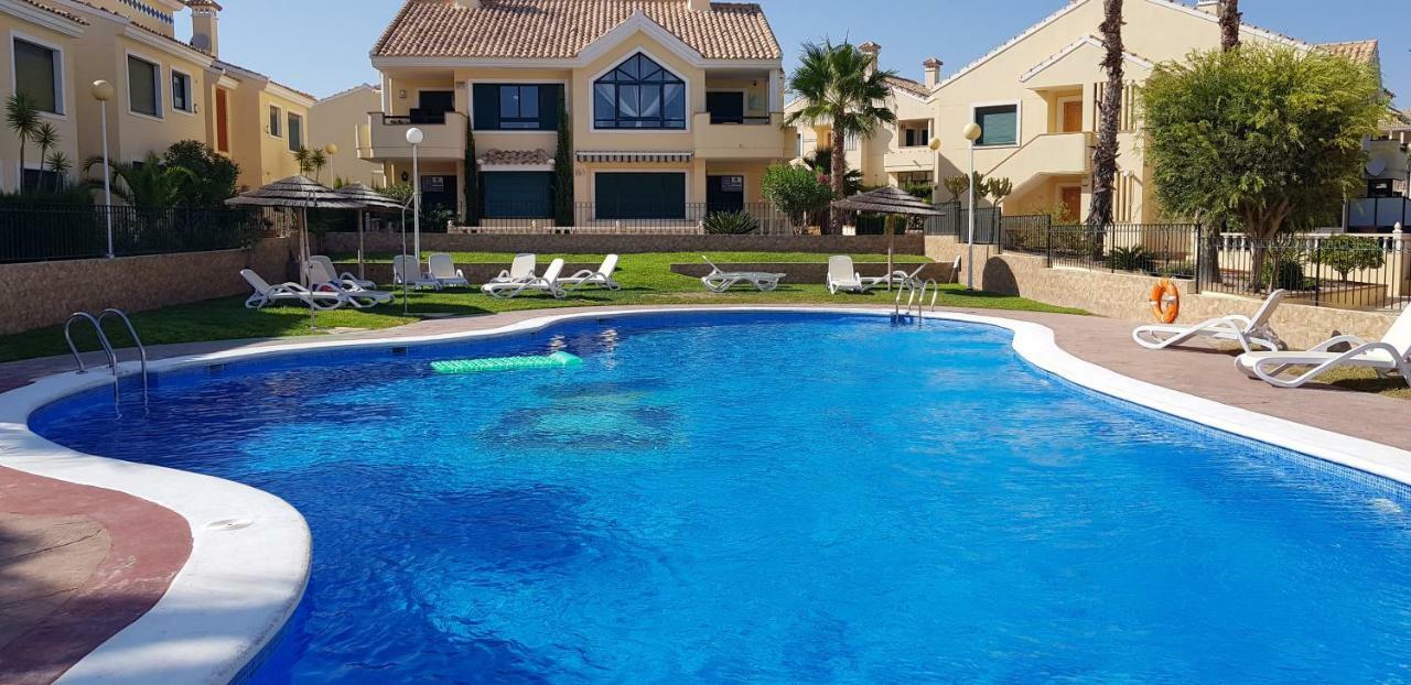 Descansa * Campoamor